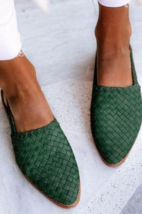 Alice - Timeless Handcrafted Moccasins