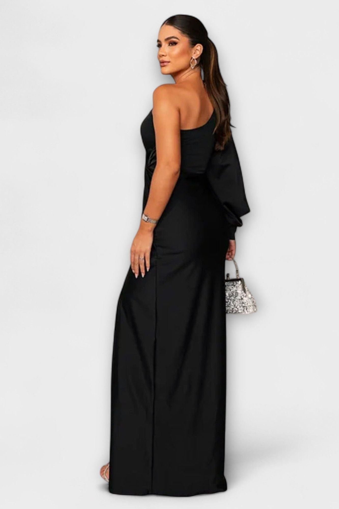 Elegant Dress with Sophistication