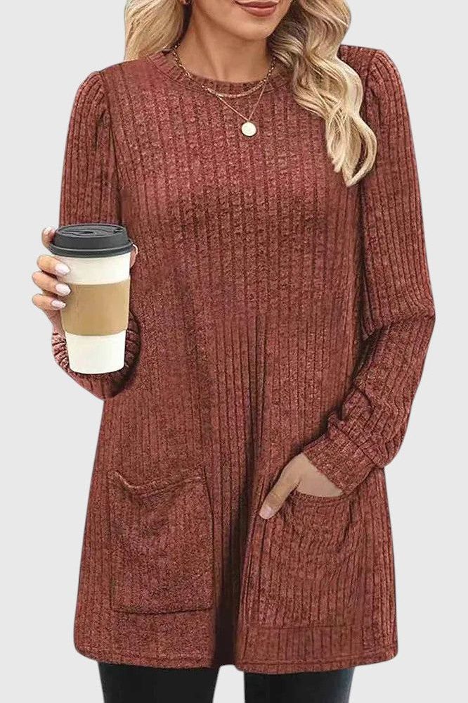 Meg - Oversized round neck jumper for women