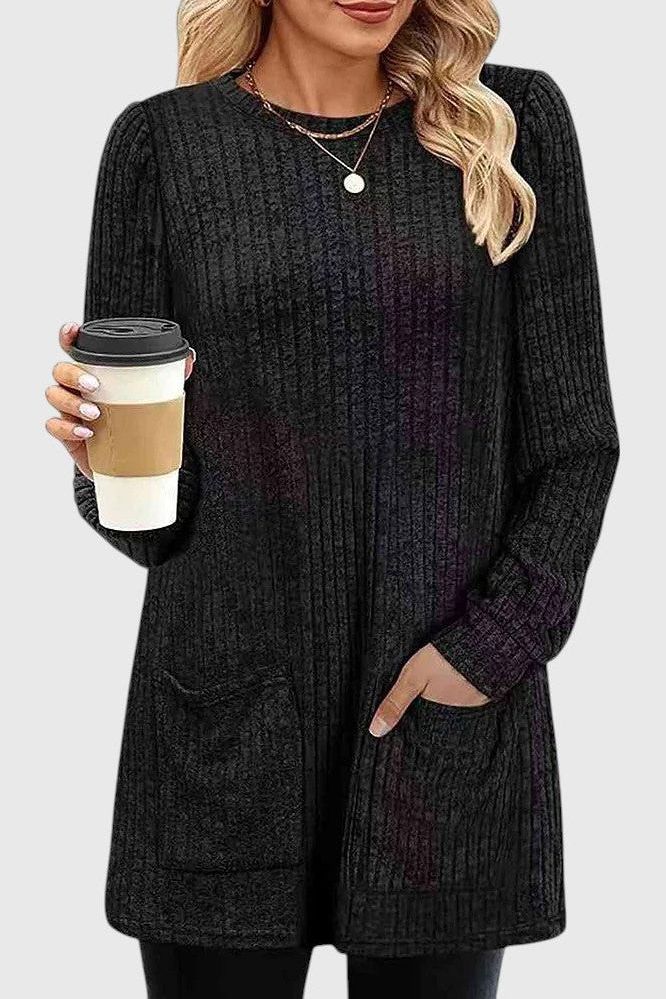 Meg - Oversized round neck jumper for women