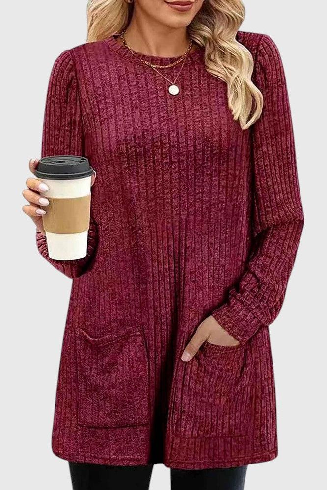 Meg - Oversized round neck jumper for women