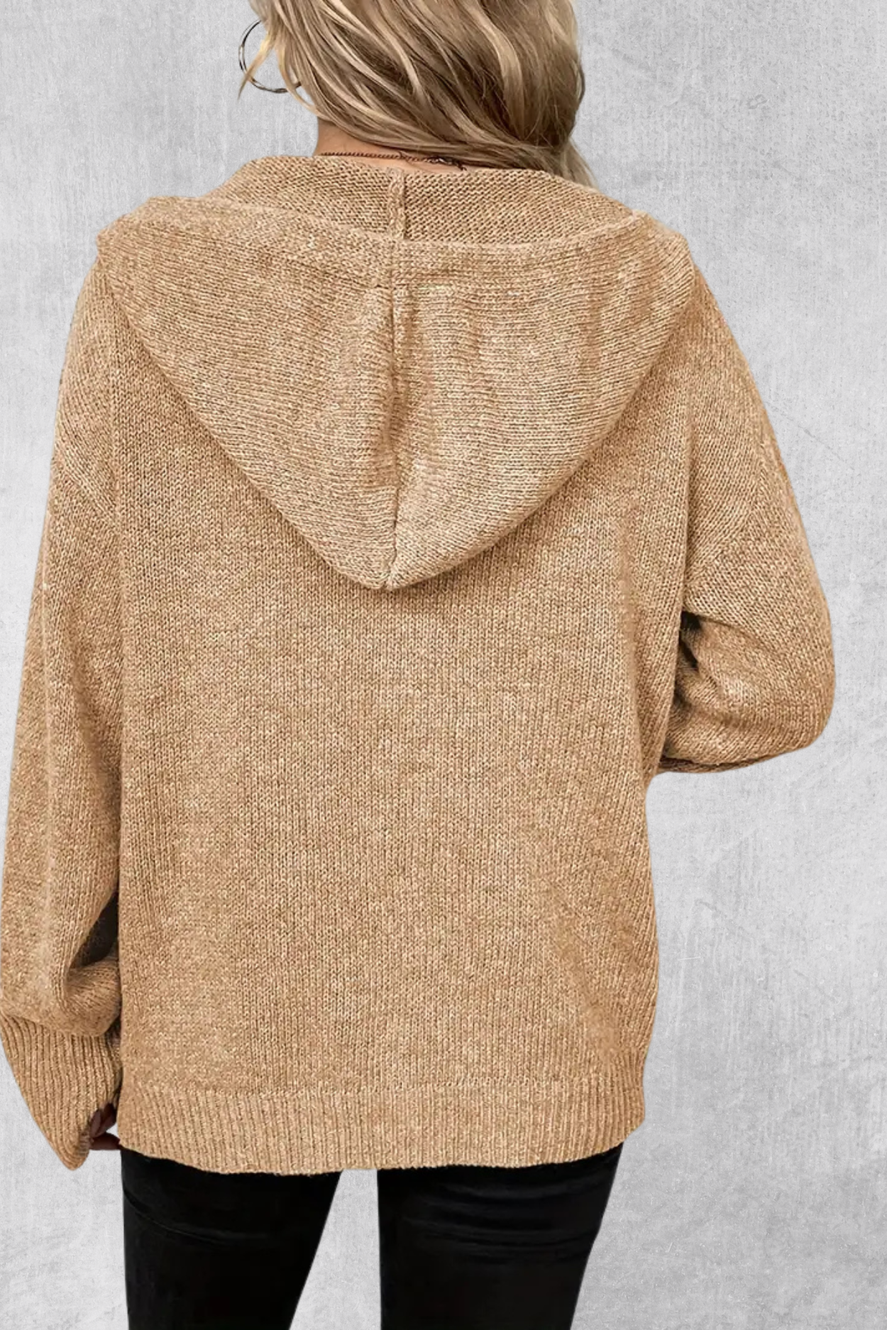 Lindsay - Elegant Lightweight Cardigan