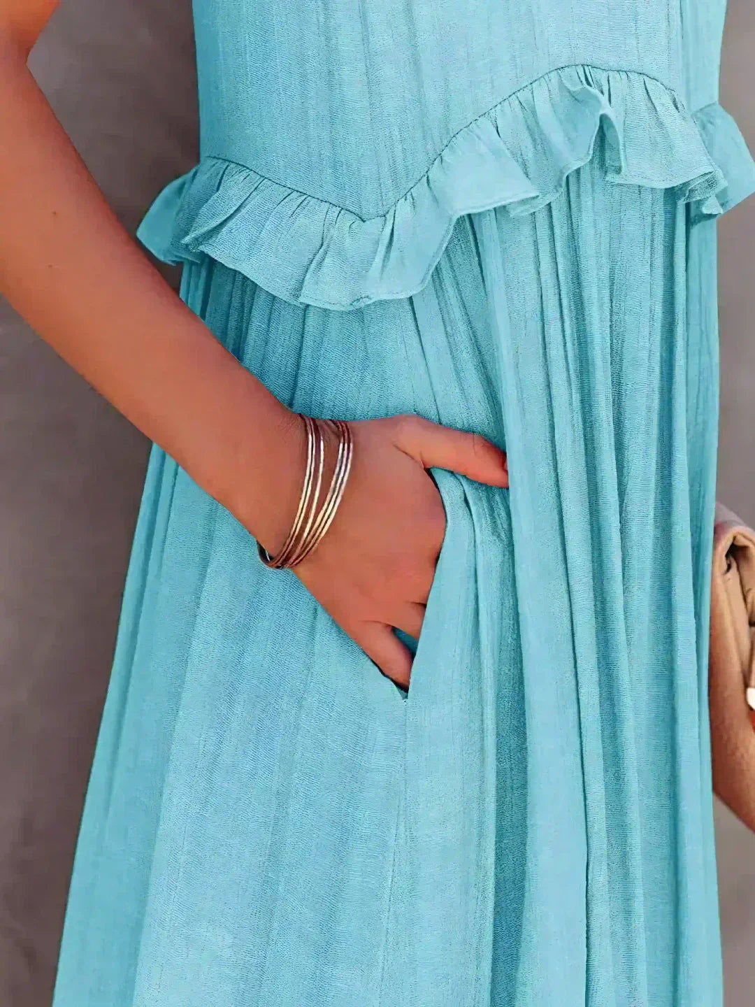 Sarah | Long Dress with Ruffles and Open Back (Almost Sold Out)