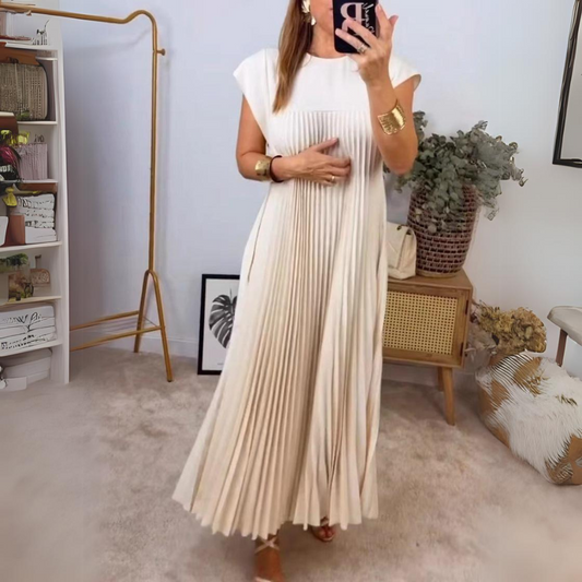 Séline® | Lightweight and Fresh Pleated Dress