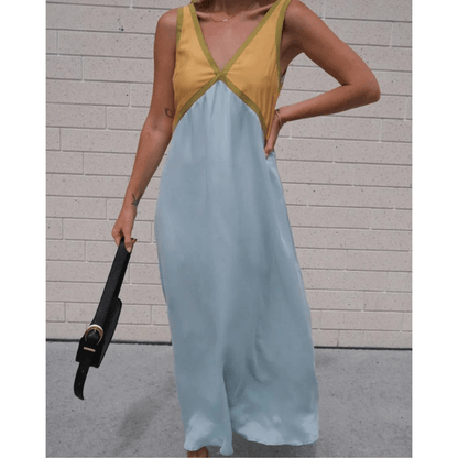 RENATA | V-NECK DRESS