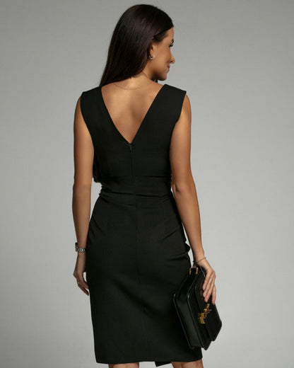 Florine | Fitted Dress with V-Neck and Slit