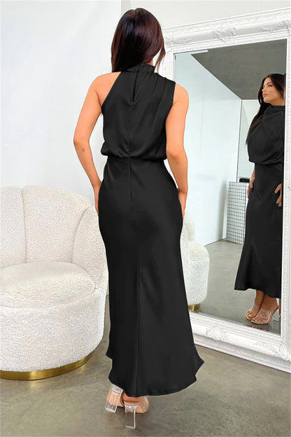 Valéria™ | Long Satin Dress with Open Back