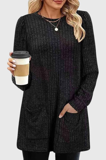 Meg - Oversized round neck jumper for women