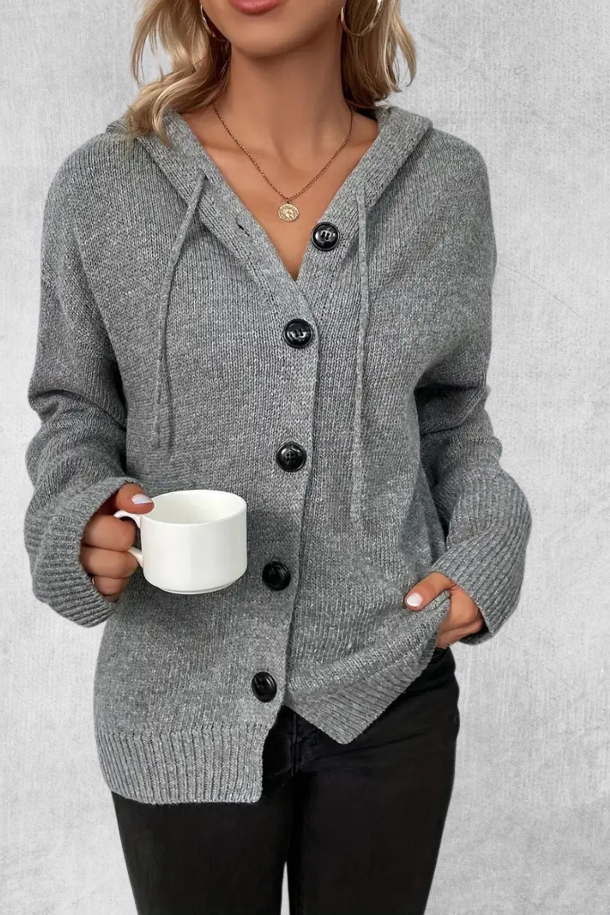 Lindsay - Elegant Lightweight Cardigan